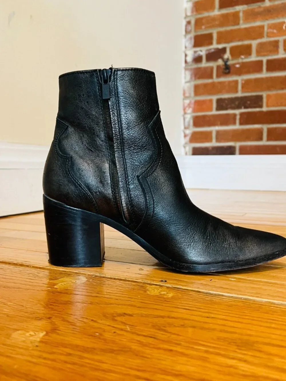 Women's FRYE Ankle Boots Size 9.5